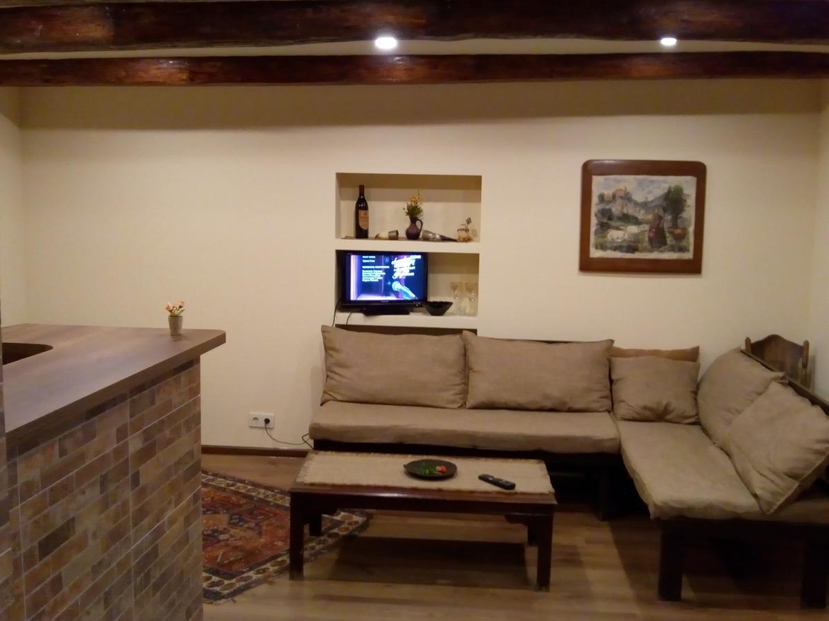טביליסי Low Budget Room With King Size Bed מראה חיצוני תמונה