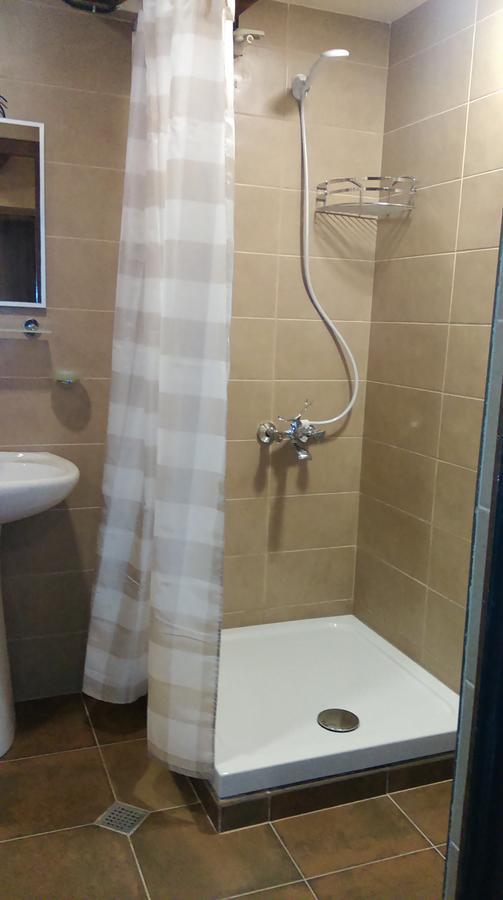 טביליסי Low Budget Room With King Size Bed מראה חיצוני תמונה